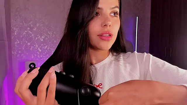 Snapshot of salome__11 chatting on February 23, 4:28 am salome 11 online show from February 23, 4:28 am