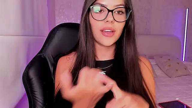 Snapshot of salome__11 chatting on February 25, 11:22 pm salome 11 online show from February 25, 11:22 pm