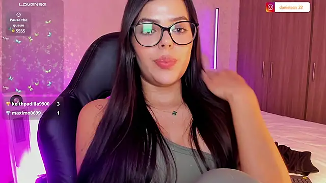 Snapshot of salome__11 chatting on March 11, 3:26 am salome 11 online show from March 11, 3:26 am