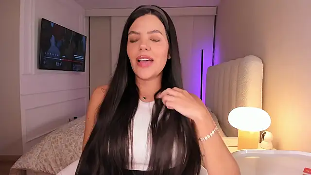 Snapshot of salome__11 chatting on November 10, 2:21 am salome 11 online show from November 10, 2:21 am