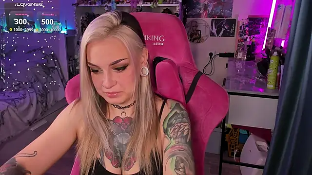 ChloeKohaku online show from October 19, 4:02 am