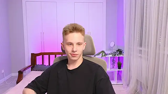 Snapshot of arlekincrop chatting on December 30, 5:26 am arlekincrop online show from December 30, 5:26 am