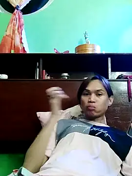 Snapshot of QueenSoreal chatting on November 22, 1:21 pm QueenSoreal online show from November 22, 1:21 pm