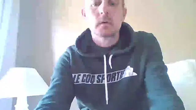 verylargecock online show from September 12, 10:15 am