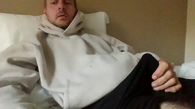 verylargecock online show from September 13, 6:35 am