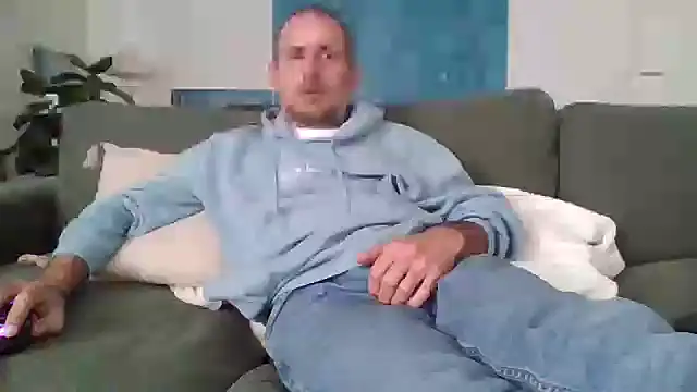 verylargecock online show from September 15, 11:10 am