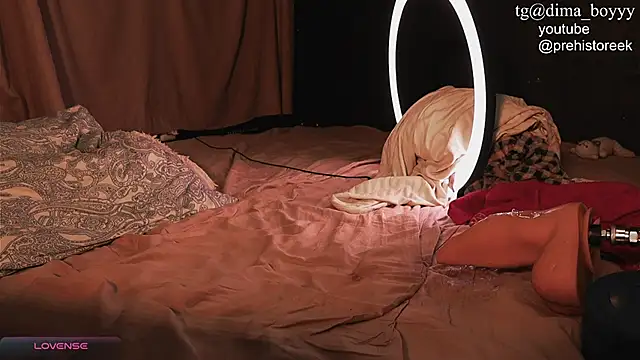 Snapshot of baphaboy chatting on February 9, 11:36 pm baphaboy online show from February 9, 11:36 pm