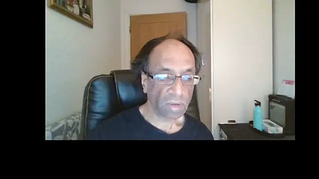 rauncher1 online show from May 2, 8:52 am