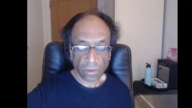 rauncher1 online show from May 5, 8:22 am