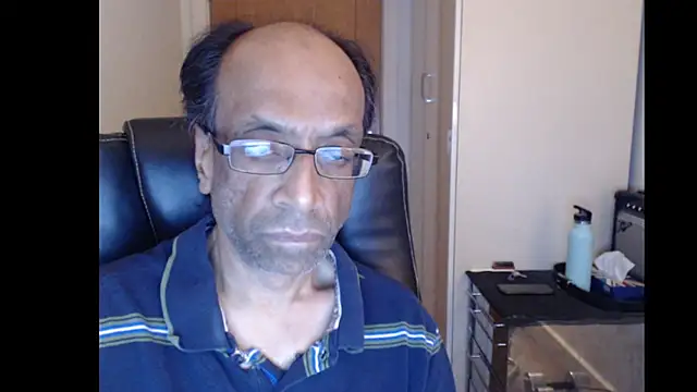 Snapshot of rauncher1 chatting on June 17, 9:05 pm rauncher1 online show from June 17, 9:05 pm