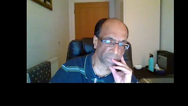 rauncher1 online show from August 2, 9:57 pm