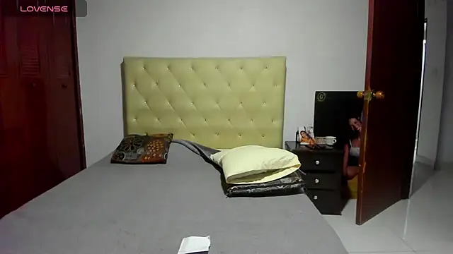 Snapshot of LUISSA_ chatting on July 2, 11:16 am LUISSA online show from July 2, 11:16 am