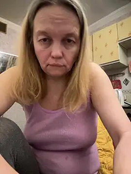 Susanel online show from January 3, 2:51 pm