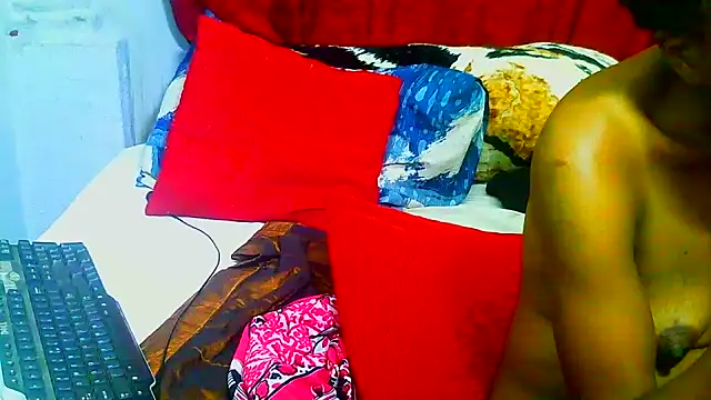 Snapshot of freaky_naughty chatting on May 31, 6:09 pm freaky naughty online show from May 31, 6:09 pm