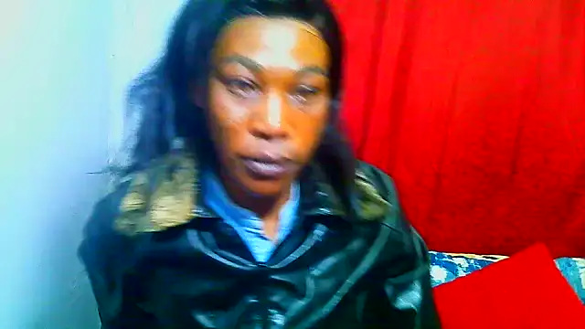 Snapshot of freaky_naughty chatting on June 5, 4:45 pm freaky naughty online show from June 5, 4:45 pm