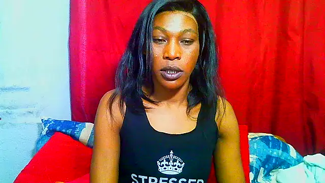 Snapshot of freaky_naughty chatting on June 15, 12:51 pm freaky naughty online show from June 15, 12:51 pm