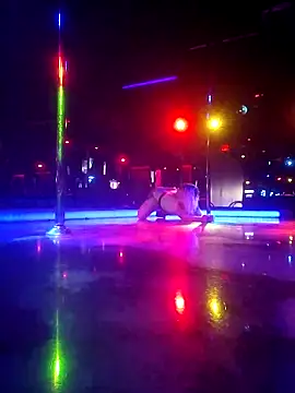 Snapshot of ssparrowk1986 chatting on April 12, 10:37 pm ssparrowk1986 online show from April 12, 10:37 pm