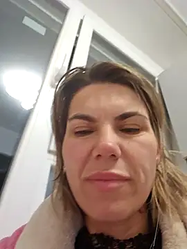 FeliciaKrige online show from April 28, 10:26 pm