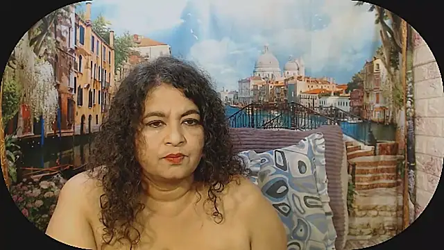 Snapshot of indianstar75 chatting on October 28, 6:10 pm indianstar75 online show from October 28, 6:10 pm