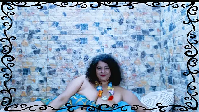 Snapshot of indianstar75 chatting on November 27, 10:01 pm indianstar75 online show from November 27, 10:01 pm