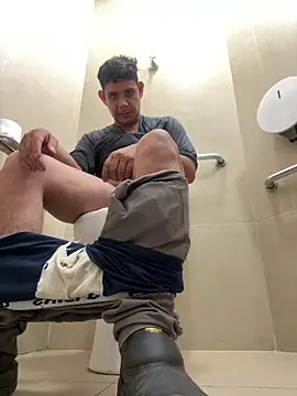 Snapshot of winalfa chatting on February 6, 6:55 pm winalfa online show from February 6, 6:55 pm