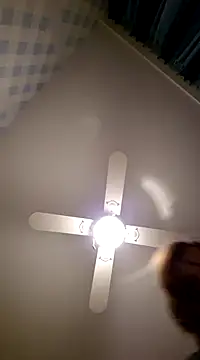 Snapshot of Cutegirlforyou chatting on December 15, 7:10 pm Cutegirlforyou online show from December 15, 7:10 pm