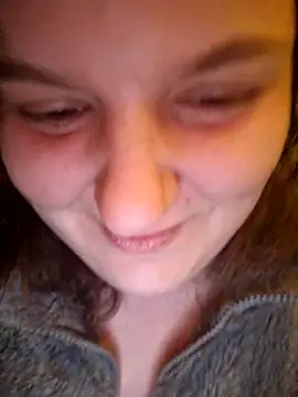 Snapshot of Cutegirlforyou chatting on March 15, 8:04 am Cutegirlforyou online show from March 15, 8:04 am