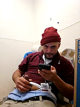 gardy8585 online show from November 26, 1:45 pm