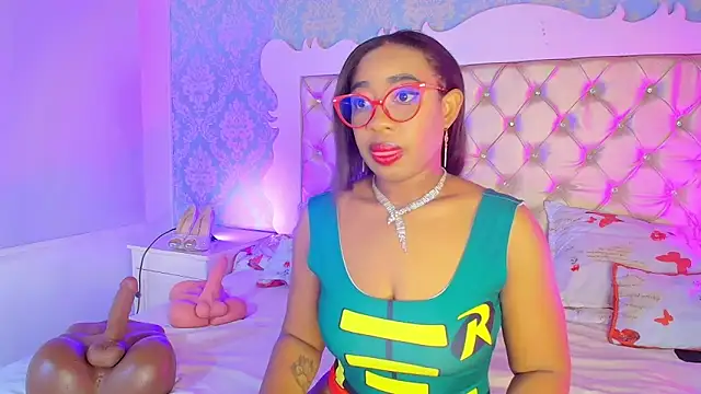 CaseyMoon online show from March 13, 12:34 pm