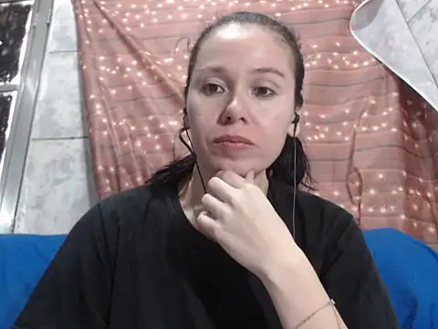 Venusluxodomme online show from October 2, 11:17 am