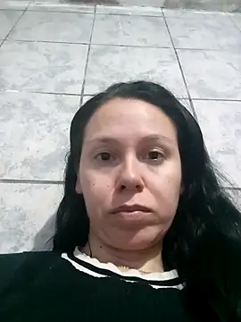 Snapshot of Venusluxodomme chatting on May 2, 8:47 pm Venusluxodomme online show from May 2, 8:47 pm