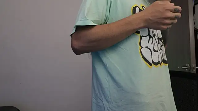 trieone online show from January 18, 3:27 pm