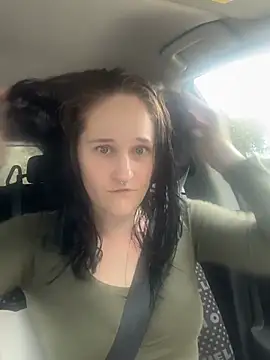 lolabunny9 online show from March 12, 5:52 pm