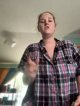 lolabunny9 online show from June 7, 4:22 pm