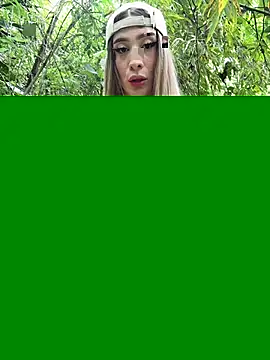 Snapshot of bunny_bicht chatting on May 26, 7:32 pm bunny bicht online show from May 26, 7:32 pm