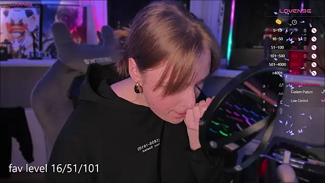 Snapshot of Rachel_Ro chatting on October 8, 4:48 pm Rachel Ro online show from October 8, 4:48 pm