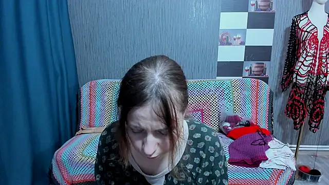 pa1e pr1ncess online show from December 1, 7:35 am