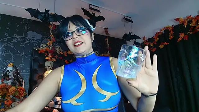 Snapshot of AlexHoe_ chatting on October 24, 6:48 pm AlexHoe online show from October 24, 6:48 pm