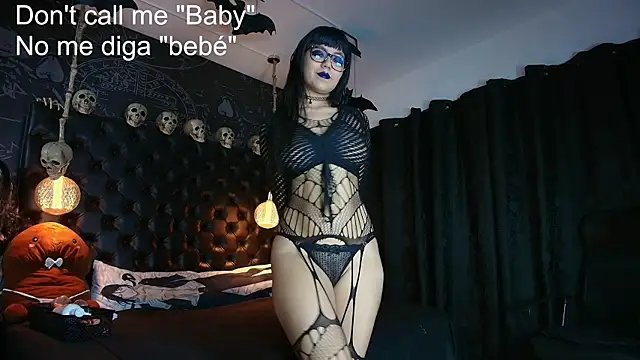 Snapshot of AlexHoe_ chatting on July 2, 6:36 pm AlexHoe online show from July 2, 6:36 pm
