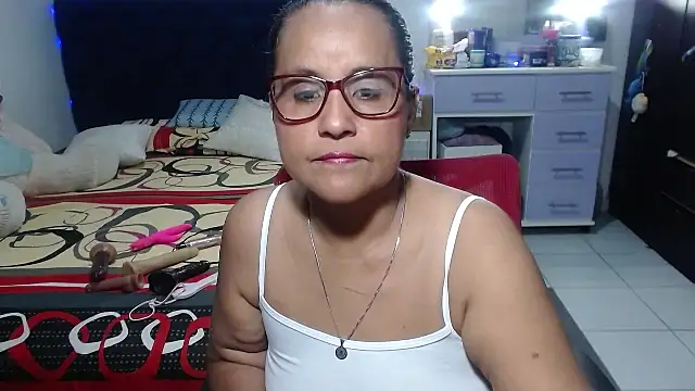 pervert mommy  online show from April 30, 9:37 am