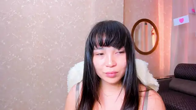Snapshot of AyaMoon chatting on February 6, 3:37 am AyaMoon online show from February 6, 3:37 am