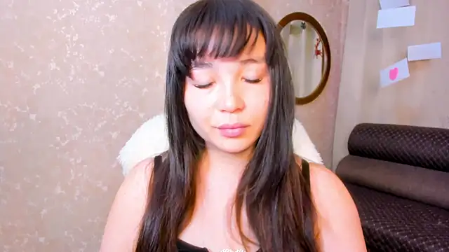 Snapshot of AyaMoon chatting on February 13, 3:18 am AyaMoon online show from February 13, 3:18 am