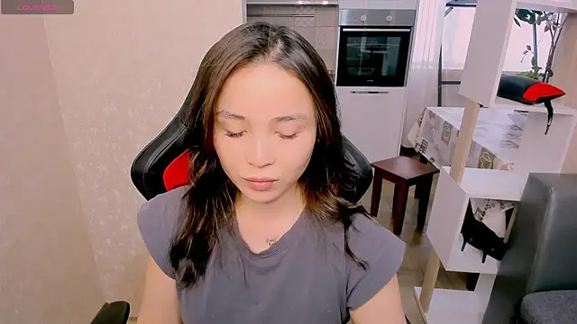 Snapshot of AyaMoon chatting on October 16, 5:19 am AyaMoon online show from October 16, 5:19 am