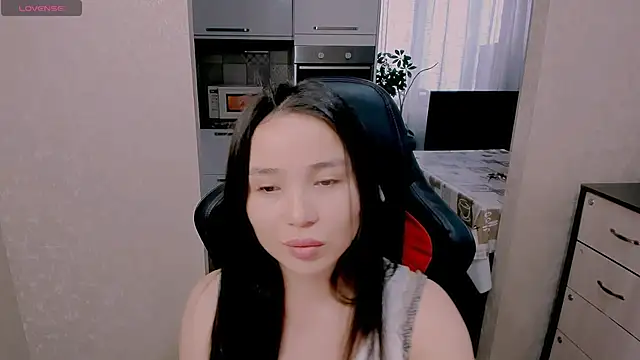 AyaMoon online show from December 2, 5:35 am