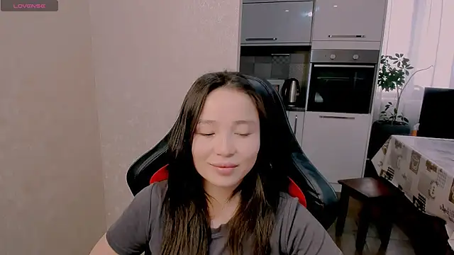 AyaMoon online show from December 5, 5:49 am