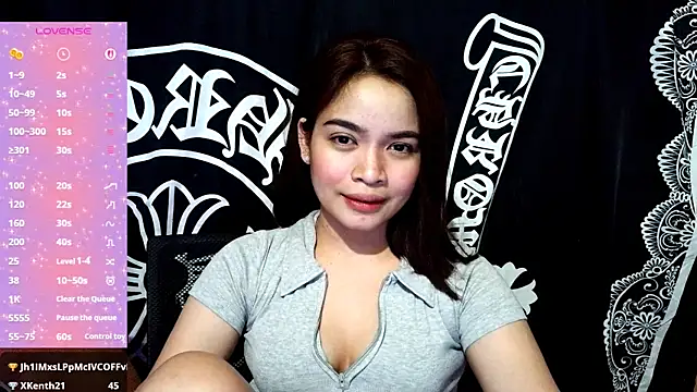 Snapshot of _preciousmoira_ chatting on May 10, 12:32 pm preciousmoira online show from May 10, 12:32 pm