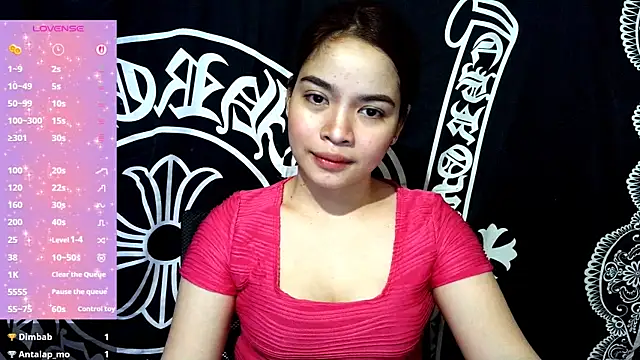 Snapshot of _preciousmoira_ chatting on May 11, 12:38 am preciousmoira online show from May 11, 12:38 am