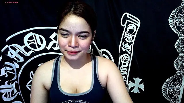 Snapshot of _preciousmoira_ chatting on May 23, 1:22 am preciousmoira online show from May 23, 1:22 am