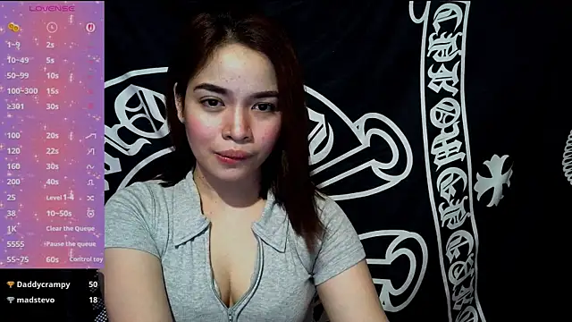 Snapshot of _preciousmoira_ chatting on June 10, 12:37 pm preciousmoira online show from June 10, 12:37 pm