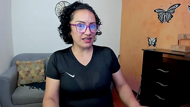 scarlet wet online show from May 6, 10:26 pm